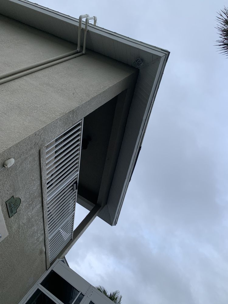 Slide of E&C Roofing and More