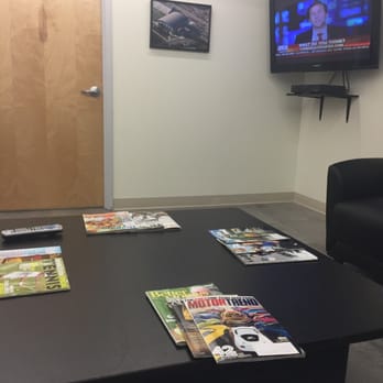 Seelye Ford - Waiting area equipped with hot beverages - Car Dealers Near Me - Kalamazoo, Michigan Seelye Ford - Waiting area equipped with hot beverages - Car Dealers Near Me - Kalamazoo, Michigan