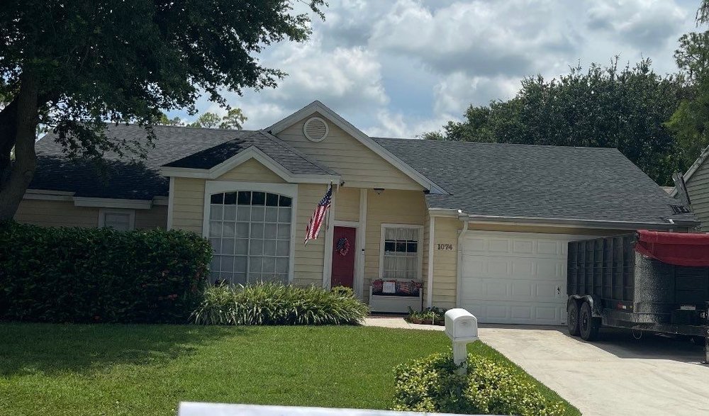 Slide of Roofing Reina