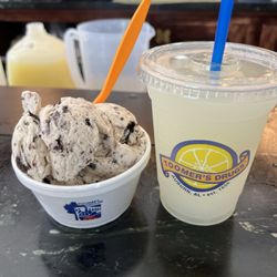 Toomer’s Drugs