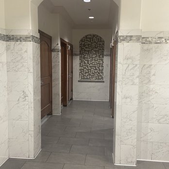 EddieWorld - The bathroom is impeccably clean - Service Stations Near Me - Yermo, California EddieWorld - The bathroom is impeccably clean - Service Stations Near Me - Yermo, California