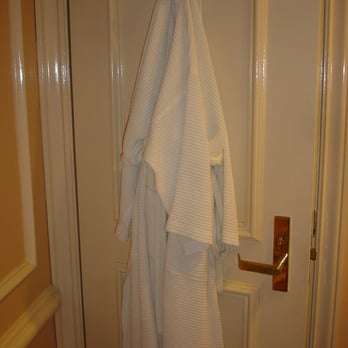 Spindrift Inn - 2 robes - Hotels Near Me - Monterey, California Spindrift Inn - 2 robes - Hotels Near Me - Monterey, California
