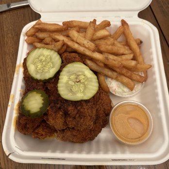 Rooster's - Five piece hot chicken with fries - Chicken Shop Near Me - Montclair, New Jersey