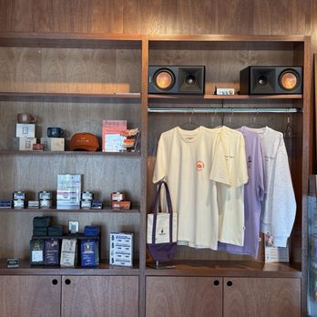 Smoking Tiger Coffee Lab - Merch - Cafes Near Me - Arcadia, California
