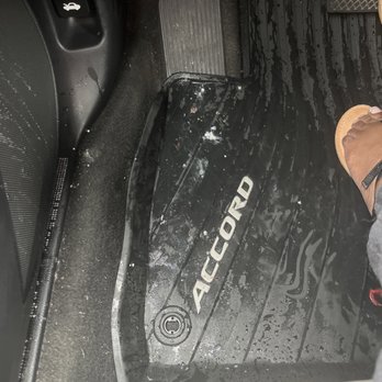 Canton Car Wash - Yes... I literally just got it back and pulled over. This is how it was returned to me. - Car Wash Near Me - Columbia, Maryland