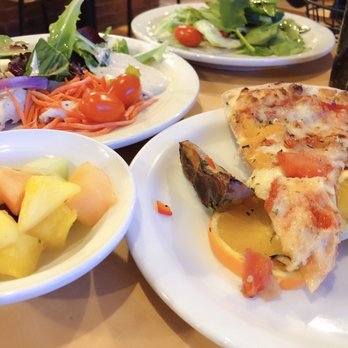 Frank Dining Hall - a plate of pizza and a bowl of salad - Diners Near Me - Hamilton, New York Frank Dining Hall - a plate of pizza and a bowl of salad - Diners Near Me - Hamilton, New York