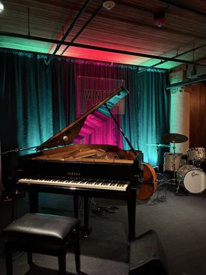 Winter's Jazz Club by null