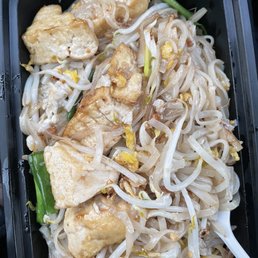 Pad Thai with Tofu Pad Thai with Tofu