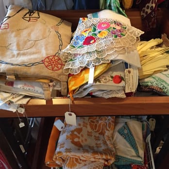 Vintage On Venice - Vintage fabric - Antiques Near Me - Los Angeles, California Vintage On Venice - Vintage fabric - Antiques Near Me - Los Angeles, California
