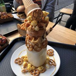 Burger Road