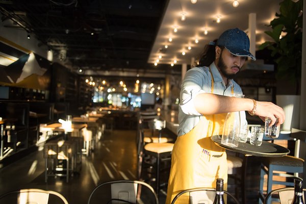 Ms. Iceys Kitchen & Bar by null