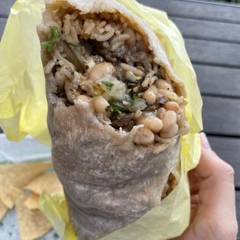 Hugo's Tacos - Mexican Near Me - Studio City, California