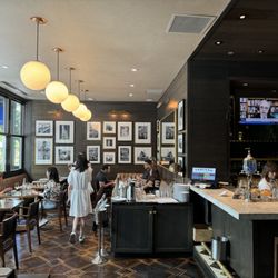 Tableau Bar Bistro - Interior