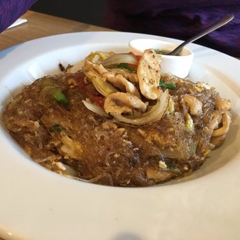 Siam Spice - Crystal Noodle with chicken - Thai Near Me - Sterling, Virginia Siam Spice - Crystal Noodle with chicken - Thai Near Me - Sterling, Virginia