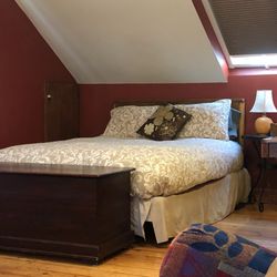 Mistiso's Place Vacation Rentals - Guests' comfort & satisfaction are our top priorities. We understand the importance of a good night's sleep and provide a very comfortable.