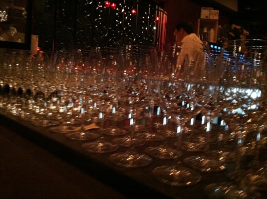 Village Vino by null