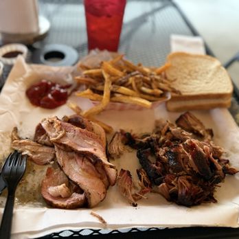 John Brown BBQ - Beef Tallow Hand-Cut Fries, pork belly & pulled pork w/ iced tea - Barbeque Near Me - Long Island City, New York John Brown BBQ - Beef Tallow Hand-Cut Fries, pork belly & pulled pork w/ iced tea - Barbeque Near Me - Long Island City, New York
