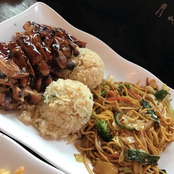 Suzy's Pho Teriyaki - Chicken teriyaki and chow mein mix - Japanese Near Me - Puyallup, Washington Suzy's Pho Teriyaki - Chicken teriyaki and chow mein mix - Japanese Near Me - Puyallup, Washington