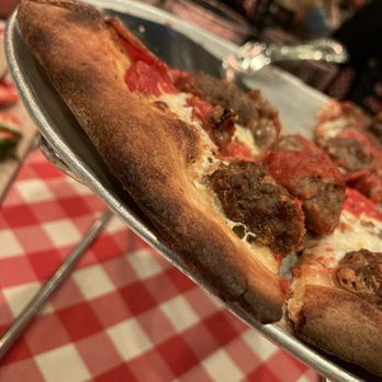 Grimaldi's Pizzeria - Over cooked crust - Pizza Near Me - Sparks, Nevada Grimaldi's Pizzeria - Over cooked crust - Pizza Near Me - Sparks, Nevada