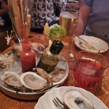 Le Majestique - Bars Near Me - Montreal, Quebec Le Majestique - Bars Near Me - Montreal, Quebec