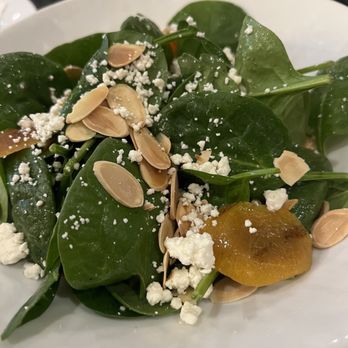 Tutto Pasta - Grilled Peach Salad - Italian Near Me - Miami, Florida Tutto Pasta - Grilled Peach Salad - Italian Near Me - Miami, Florida