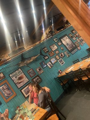 Harpoon Larry's Fish House & Oyster Bar by null
