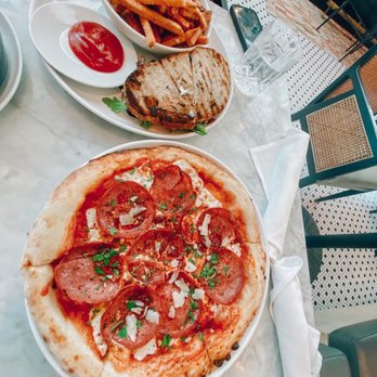 Paradiso - Pizza - Bars Near Me - Dallas, Texas Paradiso - Pizza - Bars Near Me - Dallas, Texas