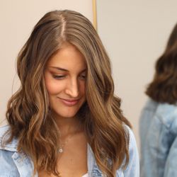 Lauren & Co Hair Studio - Gorgeous dimensional foilage.