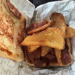 Wendy's - Breakfast sandwich
