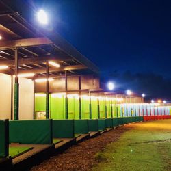 Tilgate Forest Golf Centre - 36 bay floodlit driving range