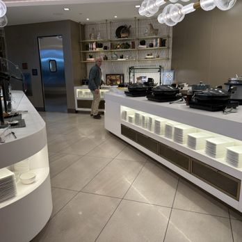 Delta Sky Club - Airport Lounges Near Me - Denver, Colorado