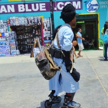 Venice Beach Boardwalk - Beaches Near Me - Venice, California