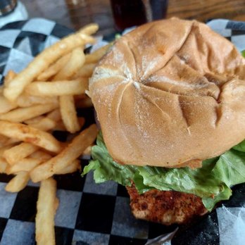 Tommys Eats And Spirits - Blacken Chicken sandwich very good - Sports Bars Near Me - North Fort Myers, Florida Tommys Eats And Spirits - Blacken Chicken sandwich very good - Sports Bars Near Me - North Fort Myers, Florida