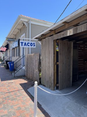 Barracuda Taco Stand by null