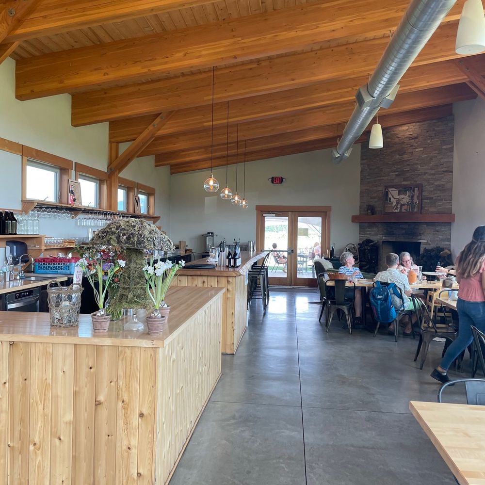 Grateful Vineyard - Lots of seating by the bar and fireplace - Wine Tasting Room Near Me - Mount Hood, Oregon Grateful Vineyard - Lots of seating by the bar and fireplace - Wine Tasting Room Near Me - Mount Hood, Oregon