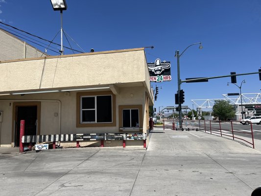 Roberto's Taco Shop by null