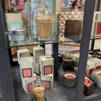 Gracie's Petals - Florists Near Me - Winfield, Illinois