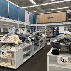 Bed Bath & Beyond - What a mess. All that digging for 10% off.