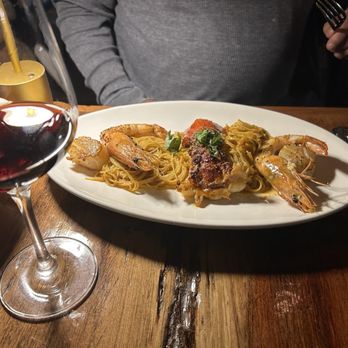 Fattoria E Mare - Angel hair pasta with seafood outstanding - Italian Near Me - Half Moon Bay, California