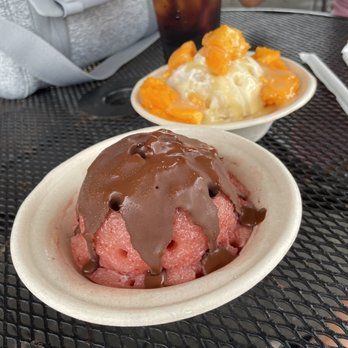 Kula Shave Ice - Strawberry drizzled with chocolate - Shaved Ice Near Me - Hilo, Hawaii Kula Shave Ice - Strawberry drizzled with chocolate - Shaved Ice Near Me - Hilo, Hawaii