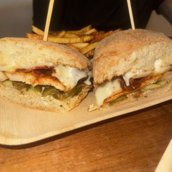 Wild Carvery - Chipotle Chicken Sandwich - Breakfast & Brunch Near Me - Burbank, California Wild Carvery - Chipotle Chicken Sandwich - Breakfast & Brunch Near Me - Burbank, California