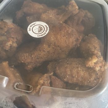 Epic Wings - Container that keeps them warm - Chicken Wings Near Me - San Antonio, Texas