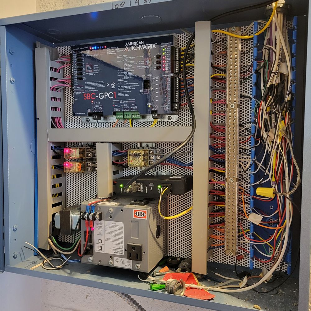 Slide of Solderich Services