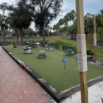 Owen's Fish Camp - Miniature golf - Seafood Near Me - Lakewood Ranch, Florida Owen's Fish Camp - Miniature golf - Seafood Near Me - Lakewood Ranch, Florida