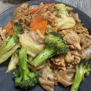 Thai House - Pad C'ew - Thai Near Me - Santa Rosa, California Thai House - Pad C'ew - Thai Near Me - Santa Rosa, California