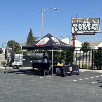 John Que's Smokeout - Smoker & Set Up - Barbeque Near Me - Los Angeles, California John Que's Smokeout - Smoker & Set Up - Barbeque Near Me - Los Angeles, California