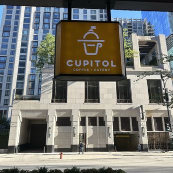 Cupitol Coffee & Eatery - Street sign along Illinois Street - Coffee & Tea Near Me - Chicago, Illinois Cupitol Coffee & Eatery - Street sign along Illinois Street - Coffee & Tea Near Me - Chicago, Illinois