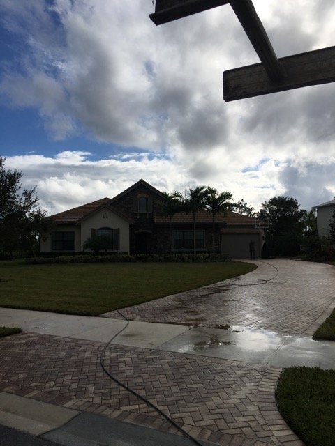 Slide of Treasure Coast Roof Cleaning Specialist