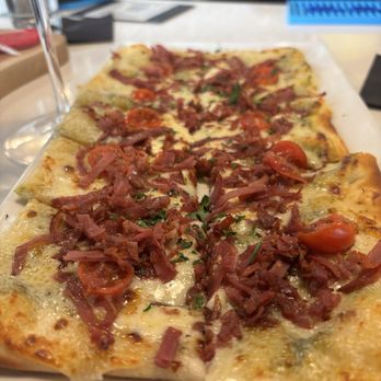 Olive & Finch Denver Center Performing Arts - Venetian Flatbread with spicy coppa - Cafes Near Me - Denver, Colorado