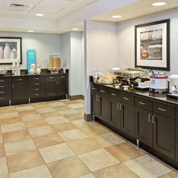 Hampton Inn & Suites Spokane Valley - Breakfast Area - Hotels Near Me - Spokane Valley, Washington Hampton Inn & Suites Spokane Valley - Breakfast Area - Hotels Near Me - Spokane Valley, Washington